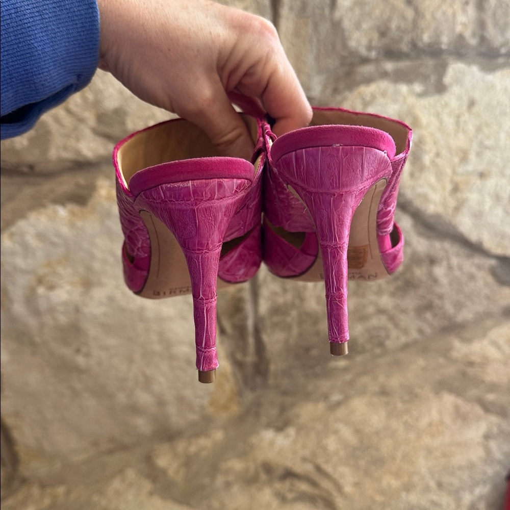 Alexandre Birman Pink Faux Crocodile Mule Heel Size 7 - Picture 5 of 6